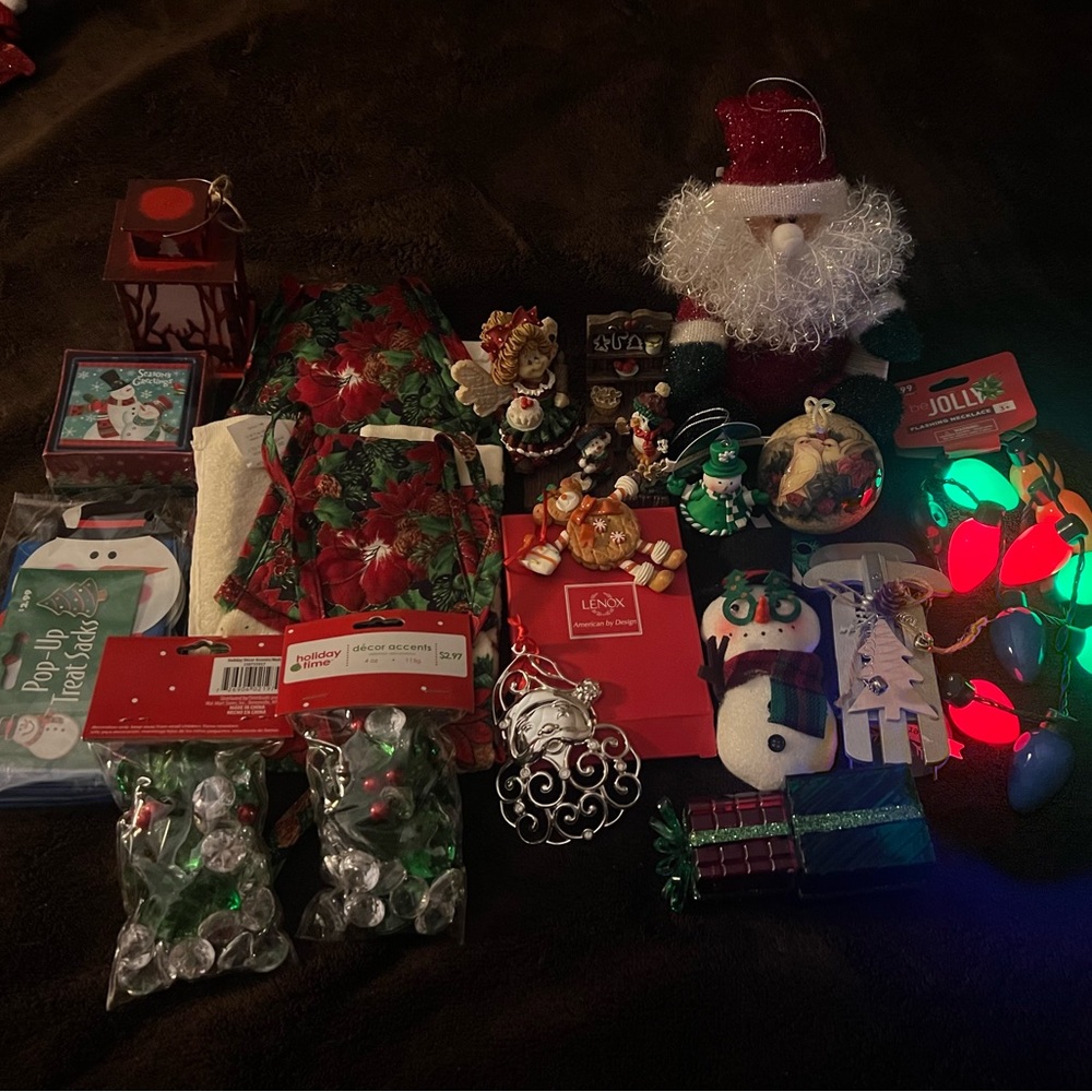 Various Christmas Items and Decorations.